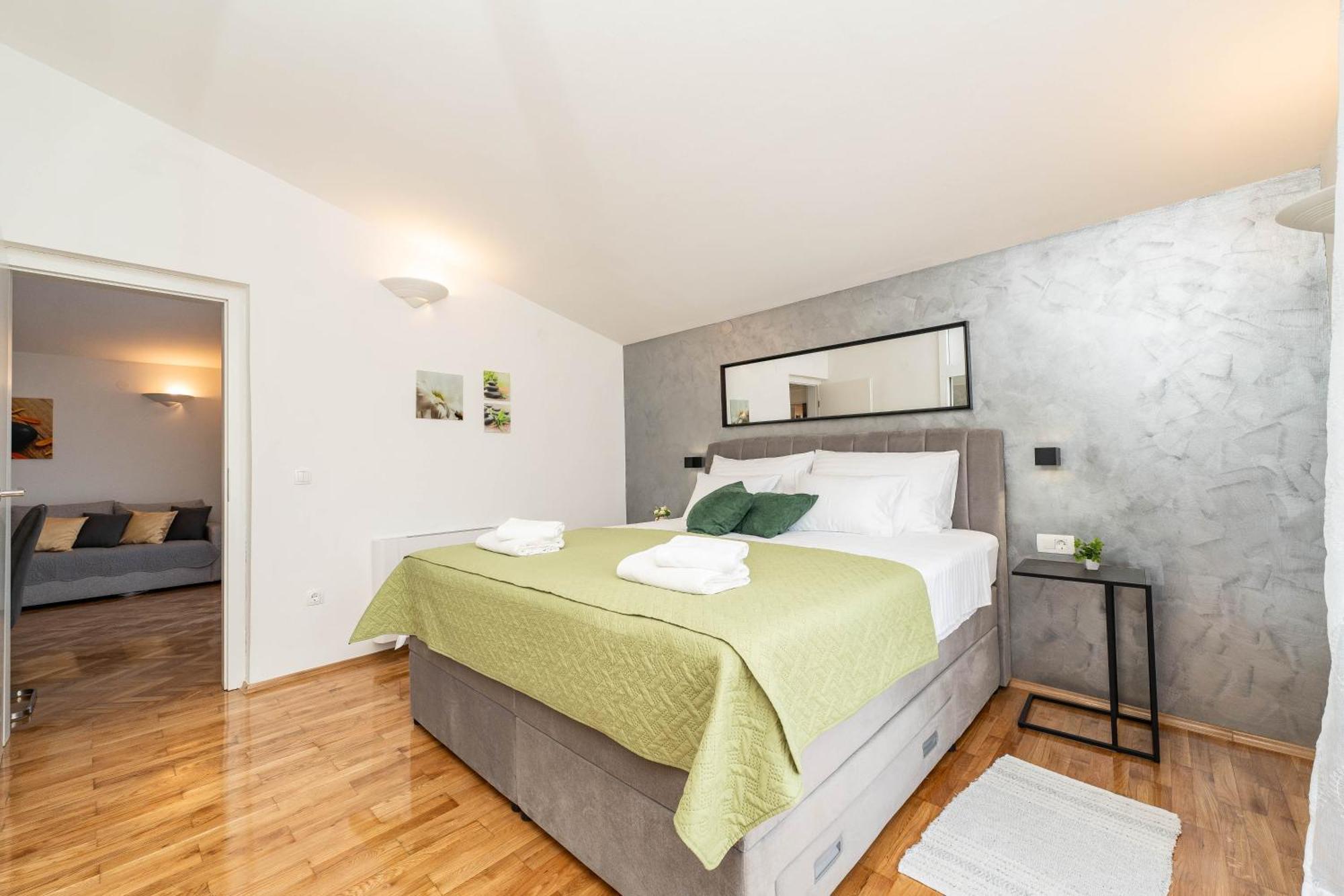 Apartments Dalmatia (Adults Only) Privlaka  Esterno foto