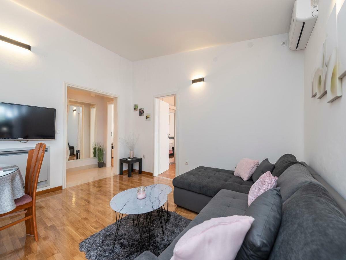 Apartments Dalmatia (Adults Only) Privlaka  Esterno foto